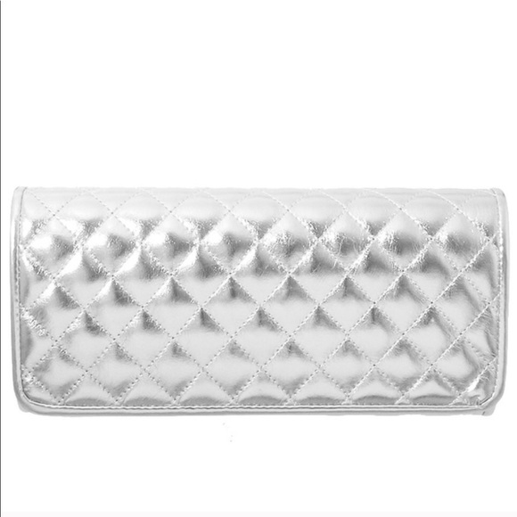 Quilted Metallic Convertible Clutch Silver - Picture 1 of 2